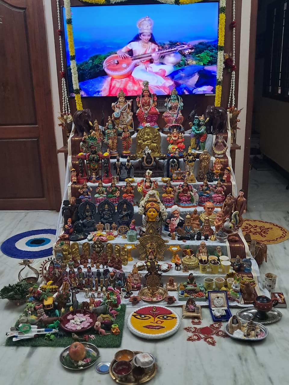 K.Karpagam
Traditional Golu @ "SADHANA"
Trichy கொலு, Trichy/ திருச்சி