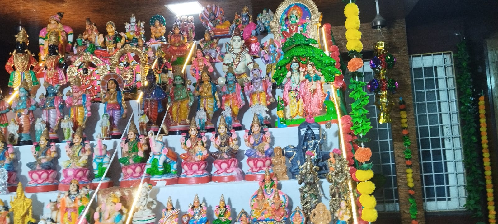 Nellai Nadar Matric. Hr. Sec. School, Kottivakkam கொலு, Chennai
