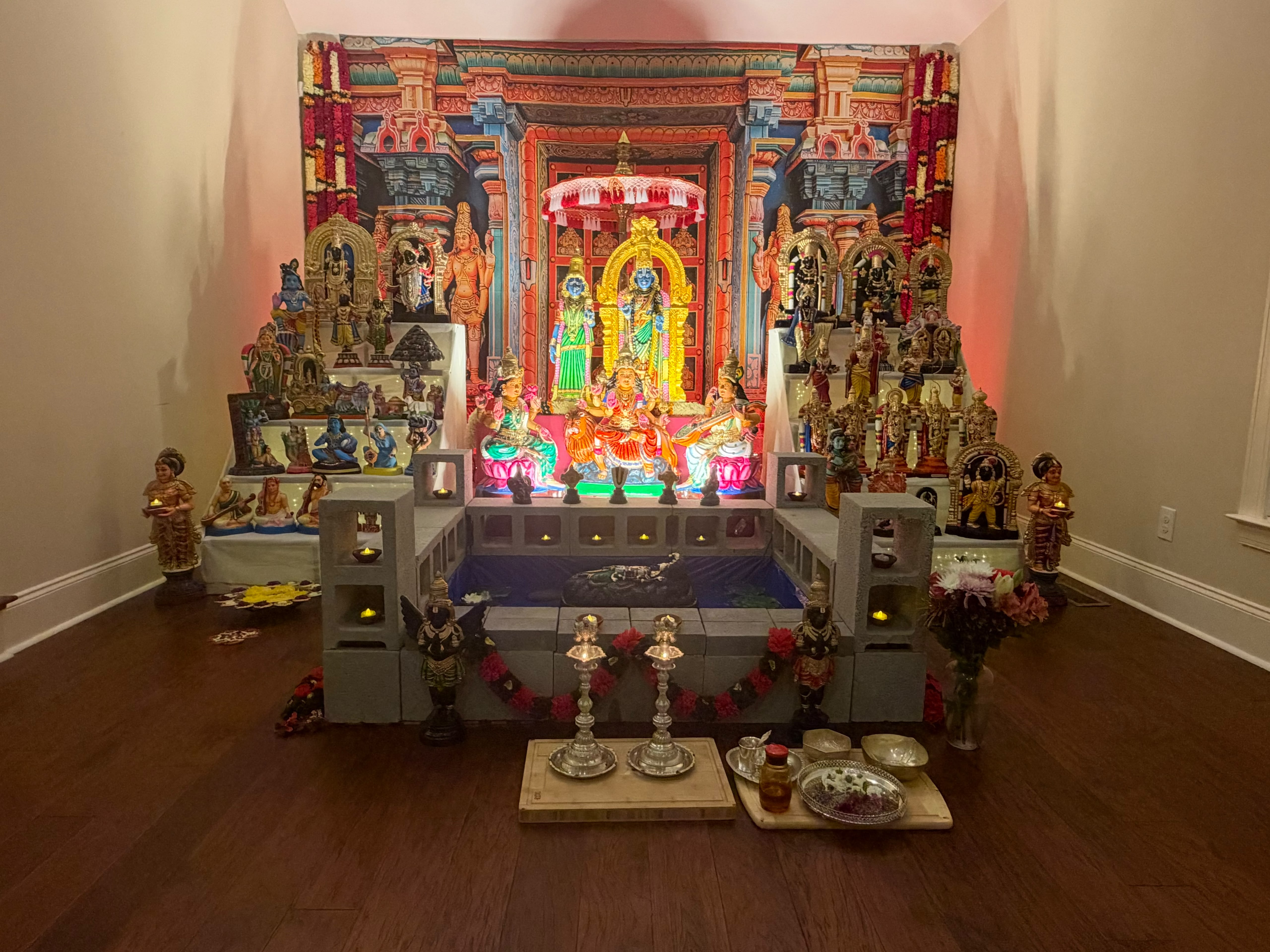 Jayanthy and Mahesh கொலு, USA