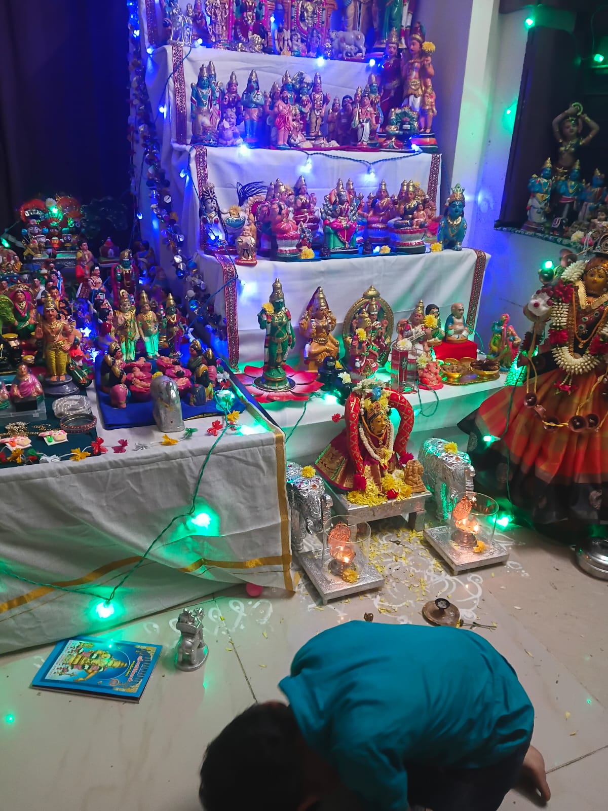M.ரூபாஸ்ரீ கொலு, M. Roopashree
Sellur,Madurai