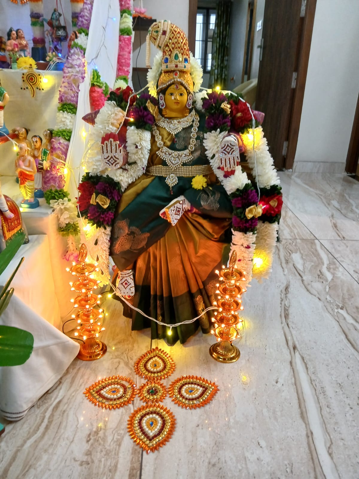 Akila கொலு, Trichy