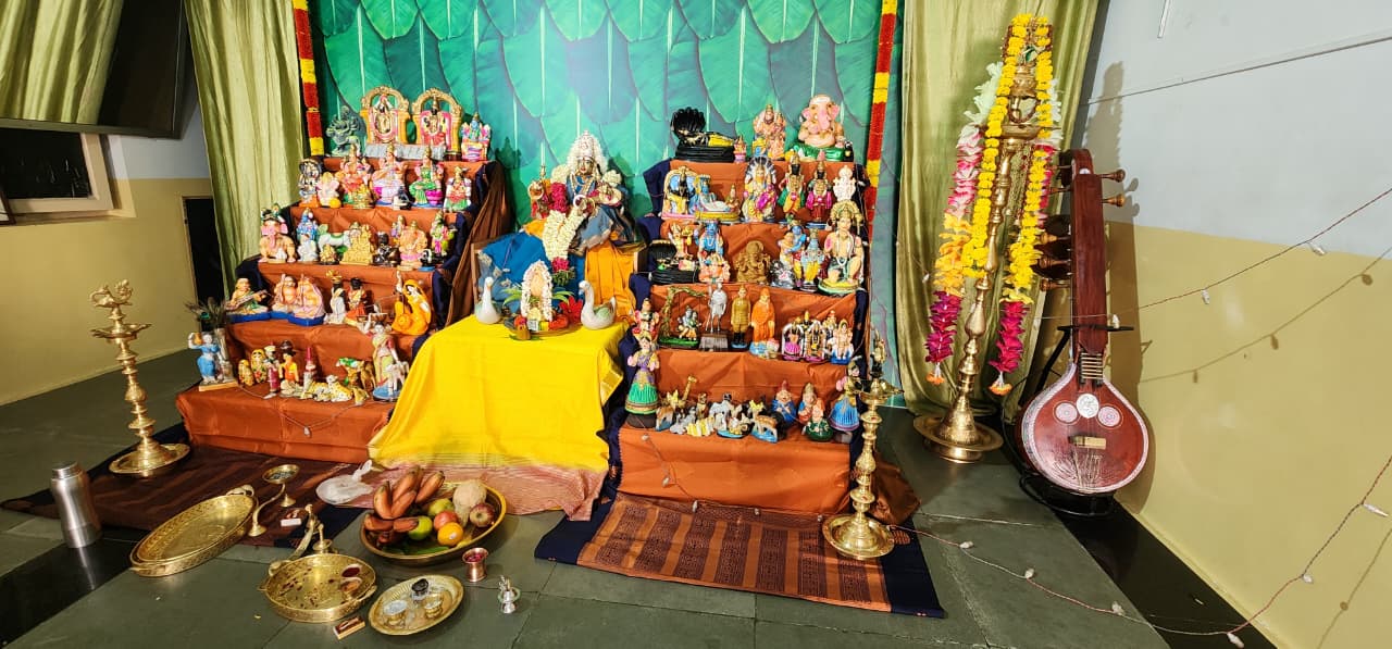 Menaga S கொலு, Tirupur