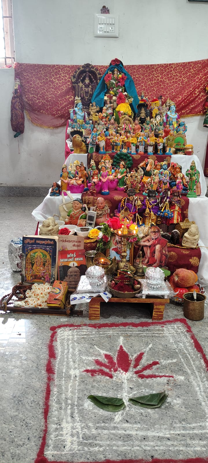95.shree gugan niwas.. Alagar garden madurai.. Lakshmi venkat கொலு, Madurai mavattem..