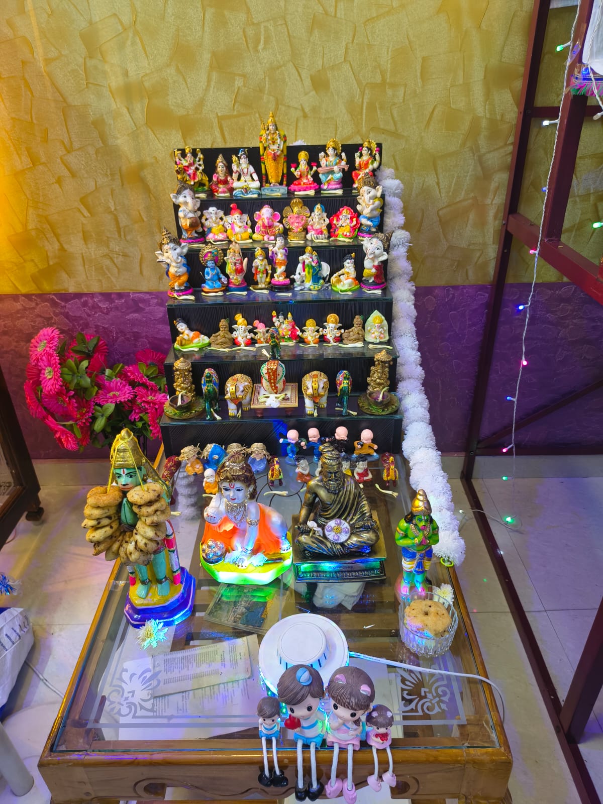 Saradha Devi Saroja
Kottathalaivasal
Srivilliputhur இல்லத்துக் கொலு, Virudhunagar District - படம் 19