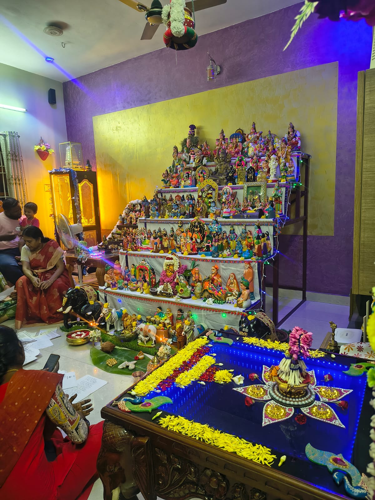 Saradha Devi Saroja
Kottathalaivasal
Srivilliputhur இல்லத்துக் கொலு, Virudhunagar District - படம் 8