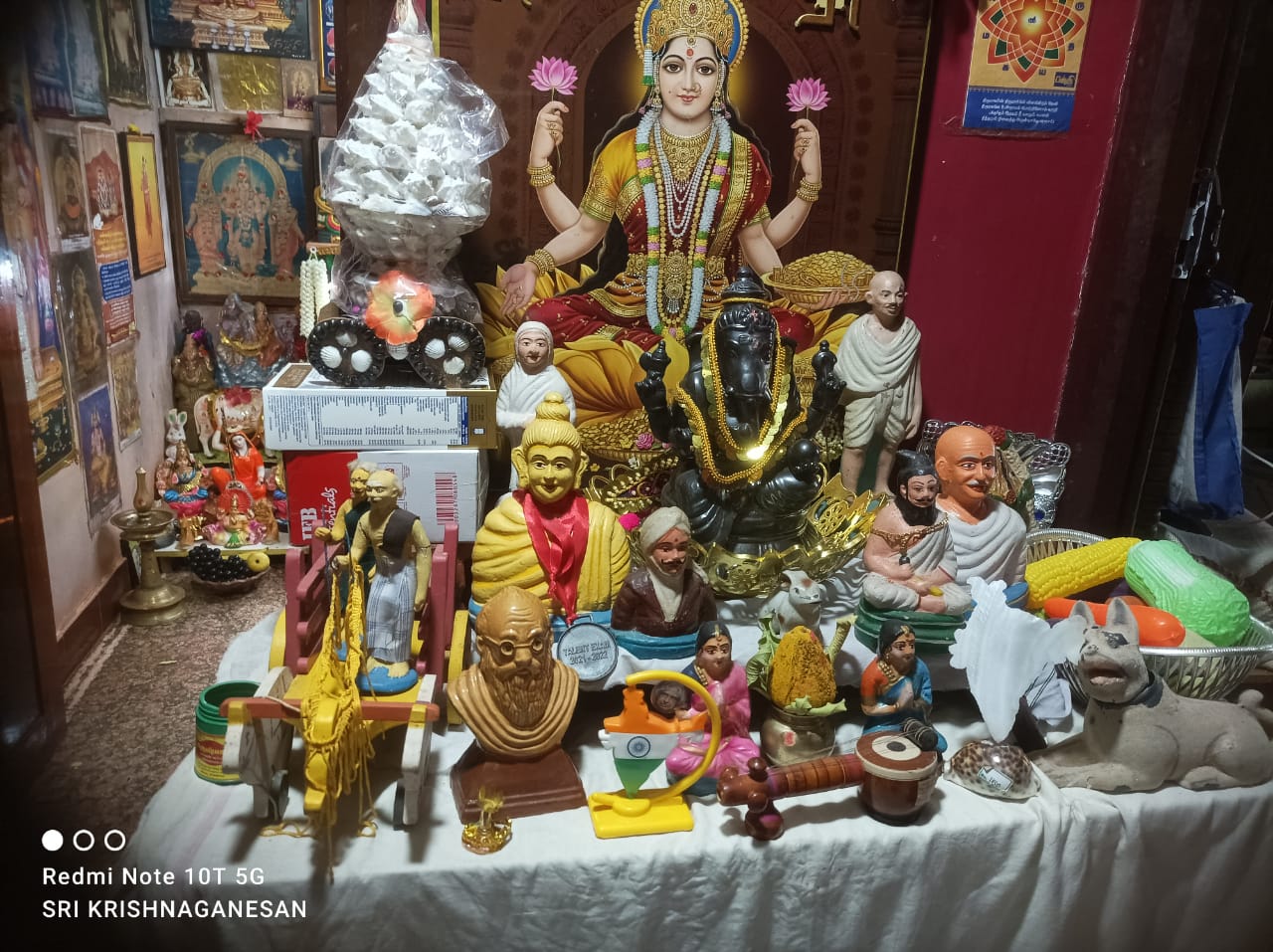 Golu vaipavar name
G. Sankarai sriram nagar
Salamedu
Villupuram. இல்லத்துக் கொலு, Villupuram - படம் 4