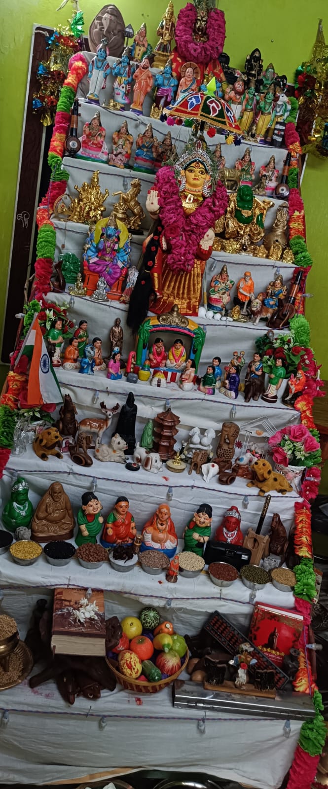 G. பகவதியம்மாள் கண்ணன்         
   ஸ்ரீ பகவதி பவனம் கொலு, கன்னியாகுமரி