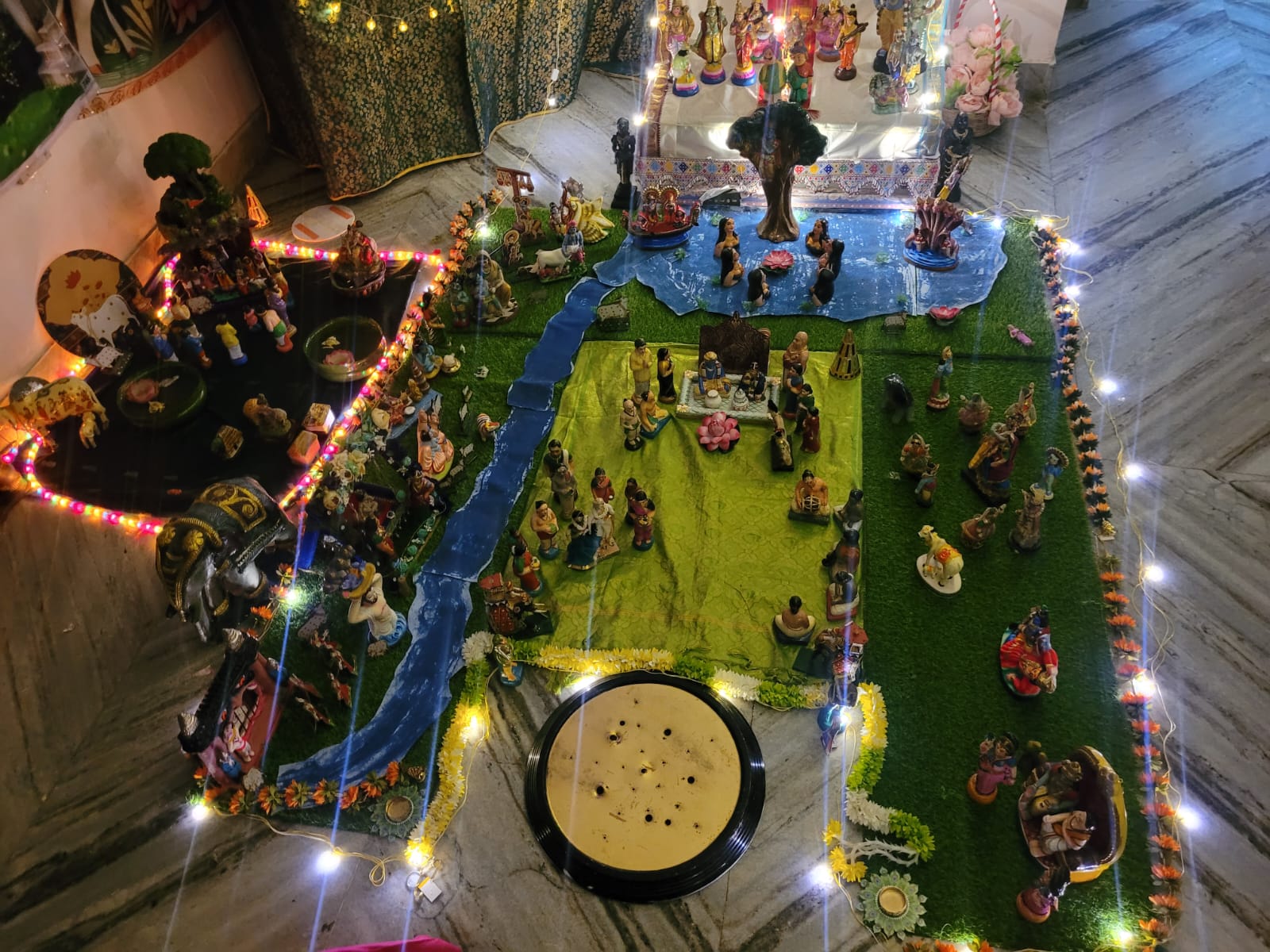 Krishnam vandhe jagathgurum இல்லத்துக் கொலு, Chennai - படம் 7