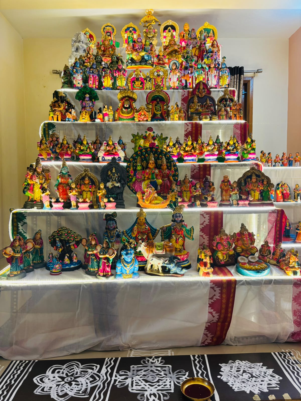 Baranisri கொலு, Chennai