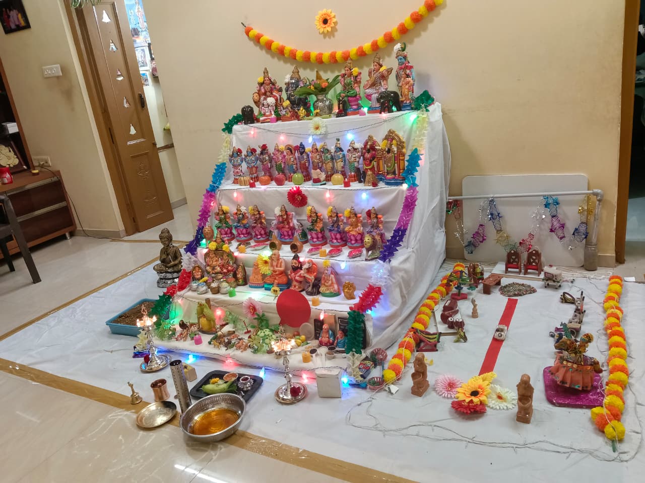 SIVASUBRAMANI
Vasudha
Sundara Nivas இல்லத்துக் கொலு, Coimbatore - படம் 3