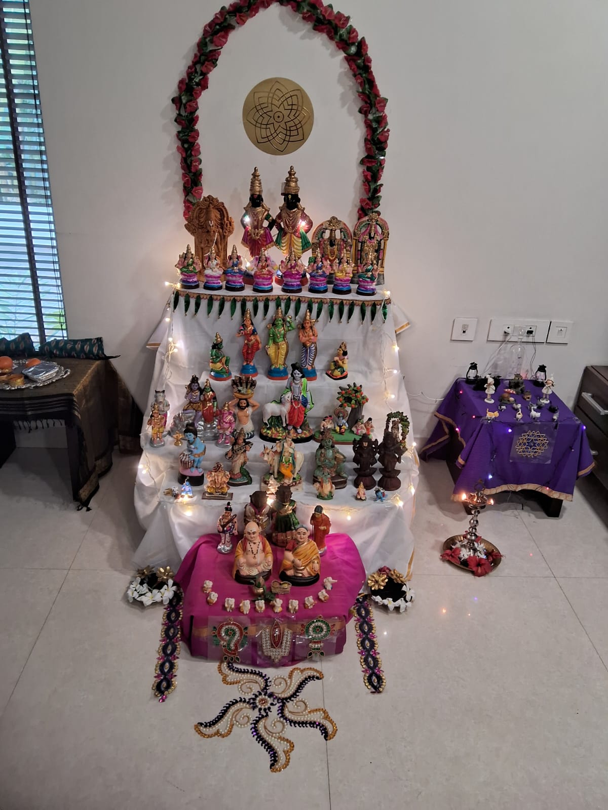 மாலதி நாரரயணன் கொலு, Chennai