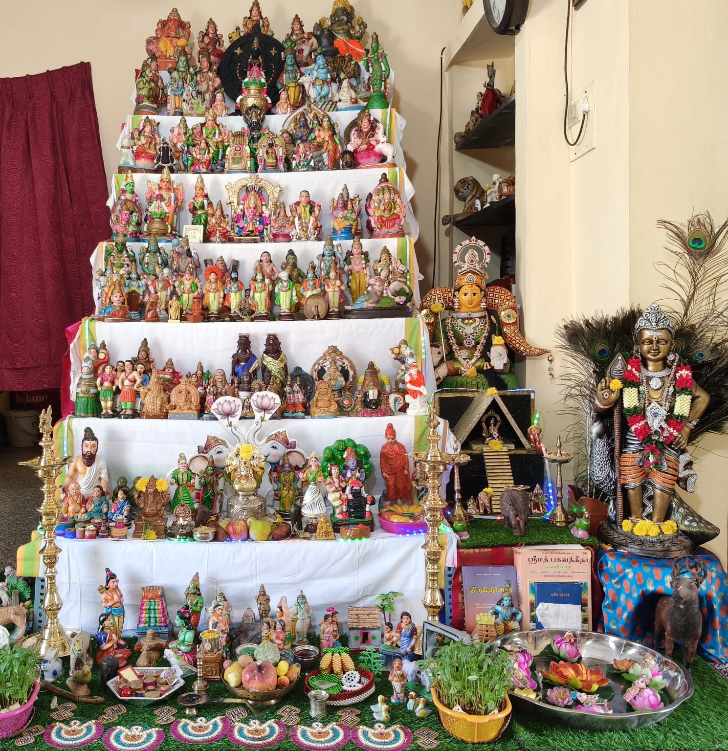 Mahendran valli nayagi கொலு, Coimbatore Rs puram