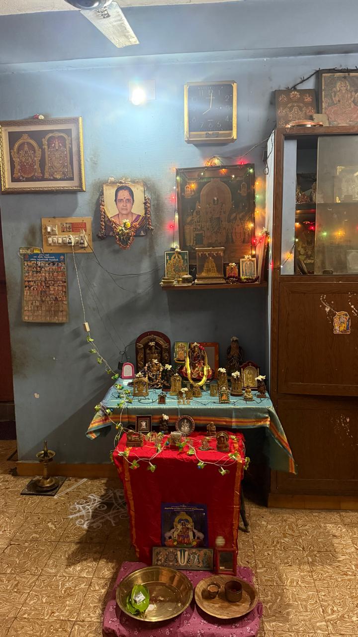 D.Narayanan
343.Park Street,
Ramakrishna Nagar.
Opp to EB Office.
Chennai-600087.
Cell: 8939430087. இல்லத்துக் கொலு, Chennai. - படம் 3