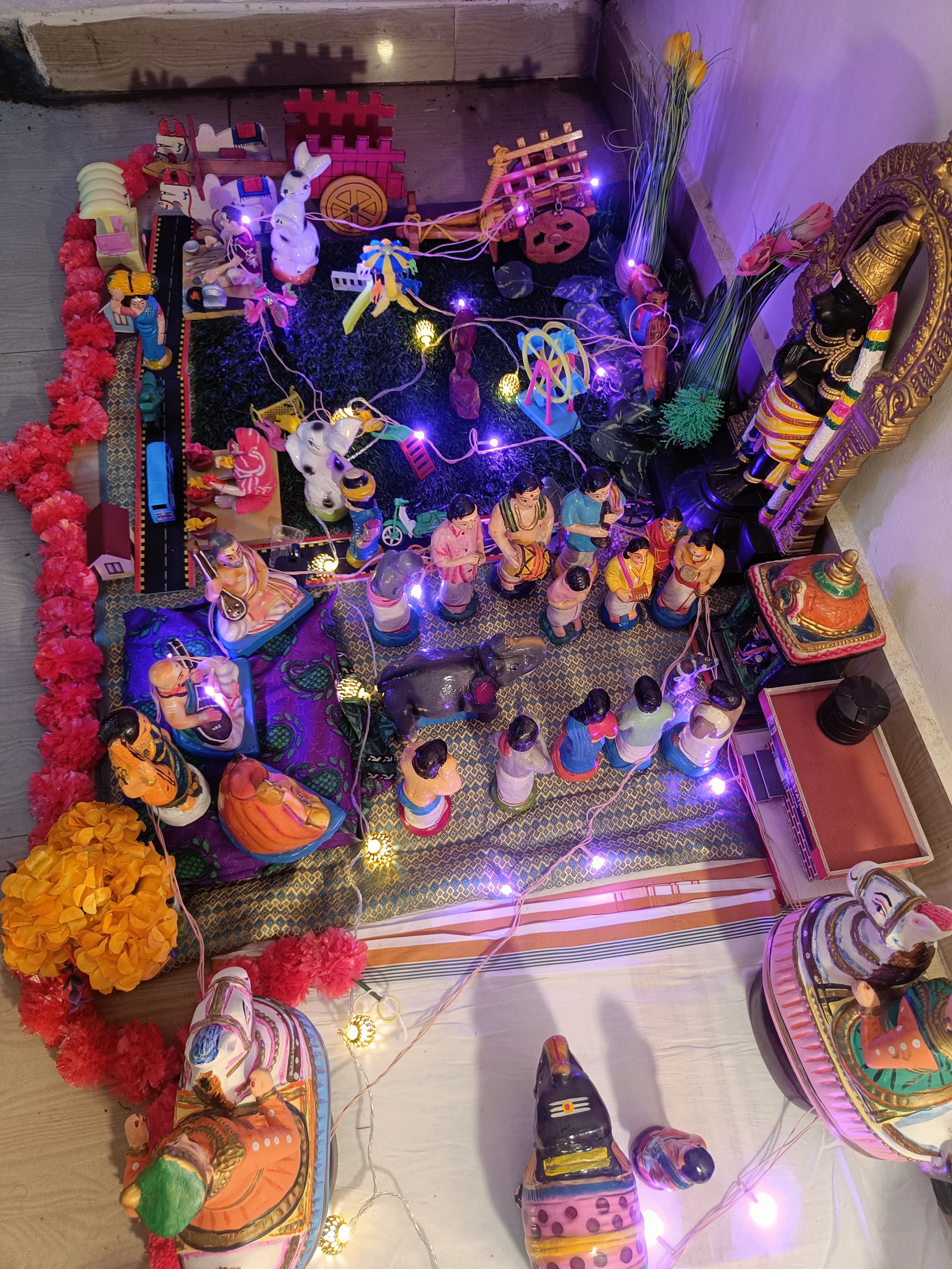 Harini Vignesh and family Golu இல்லத்துக் கொலு, West Mambalam Chennai - படம் 13
