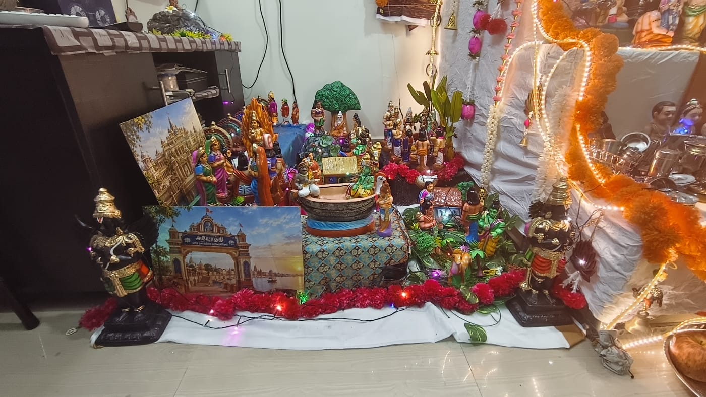 Harini Vignesh and family Golu இல்லத்துக் கொலு, West Mambalam Chennai - படம் 5