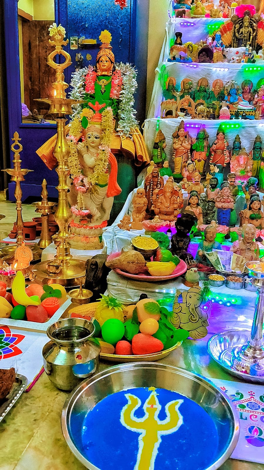 வீட்டின் பெயர் அல்லது கொலு வைப்பவரின் பெயர்
Abirami இல்லத்துக் கொலு, Tirunelveli - படம் 5