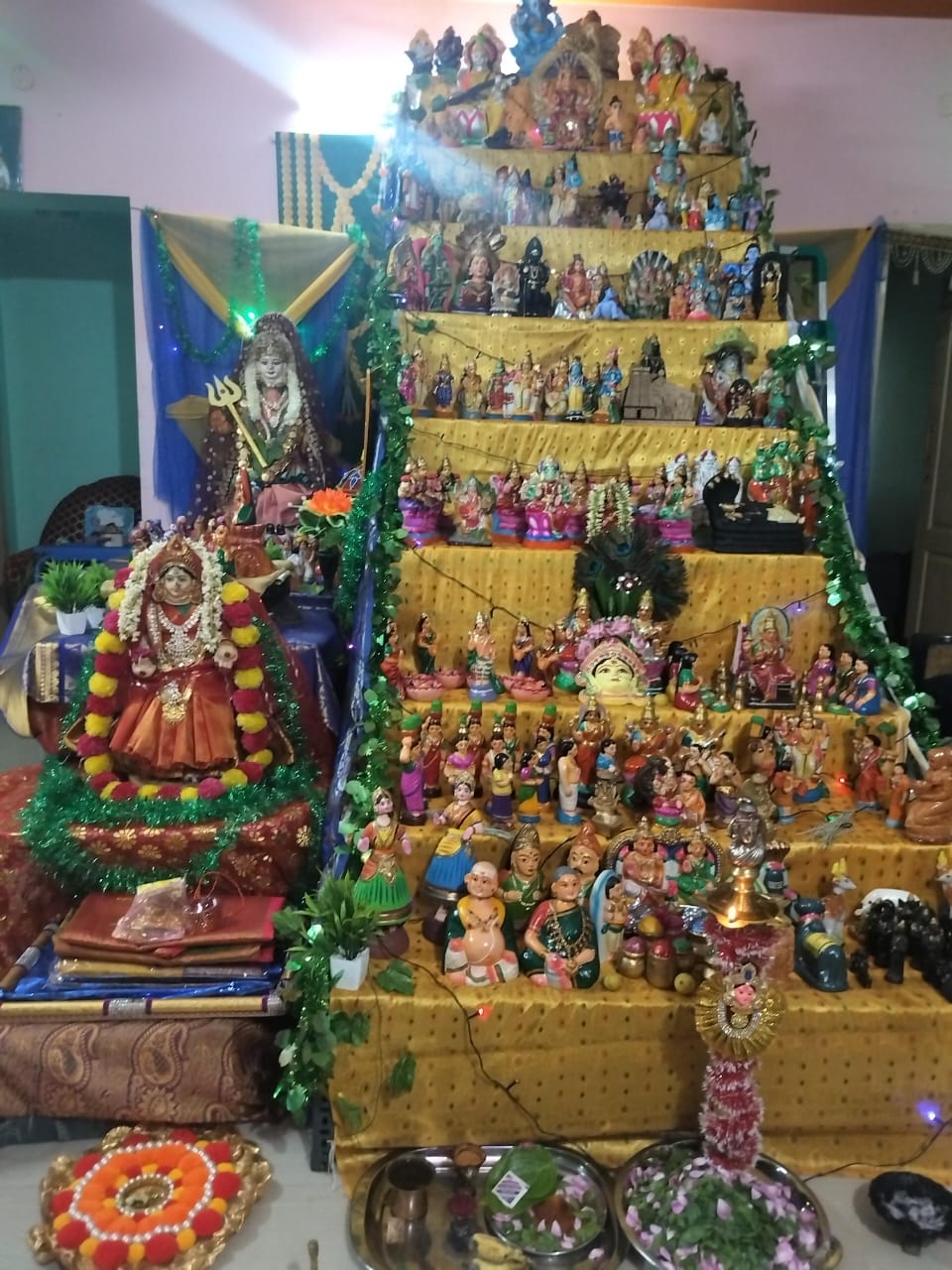 கனிமொழி பாமா கொலு, Madurai