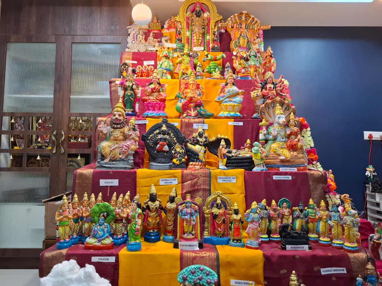 Ramya Krishnan இல்லத்துக் கொலு, Chennai,Karapakkam - படம் 4