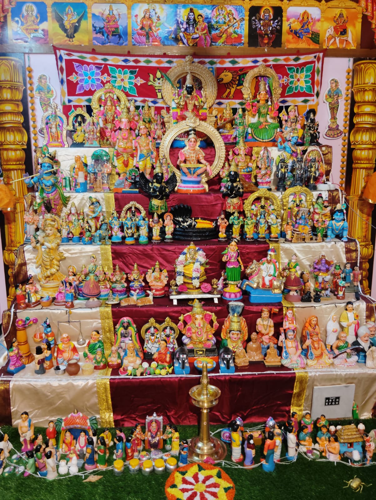 முத்துமாரி குருசாமி 


இல்ல நவராத்திரி கொலு 

விளாத்திகுளம் 
தூத்துக்குடி மாவட்டம் கொலு, தூத்துக்குடி மாவட்டம்