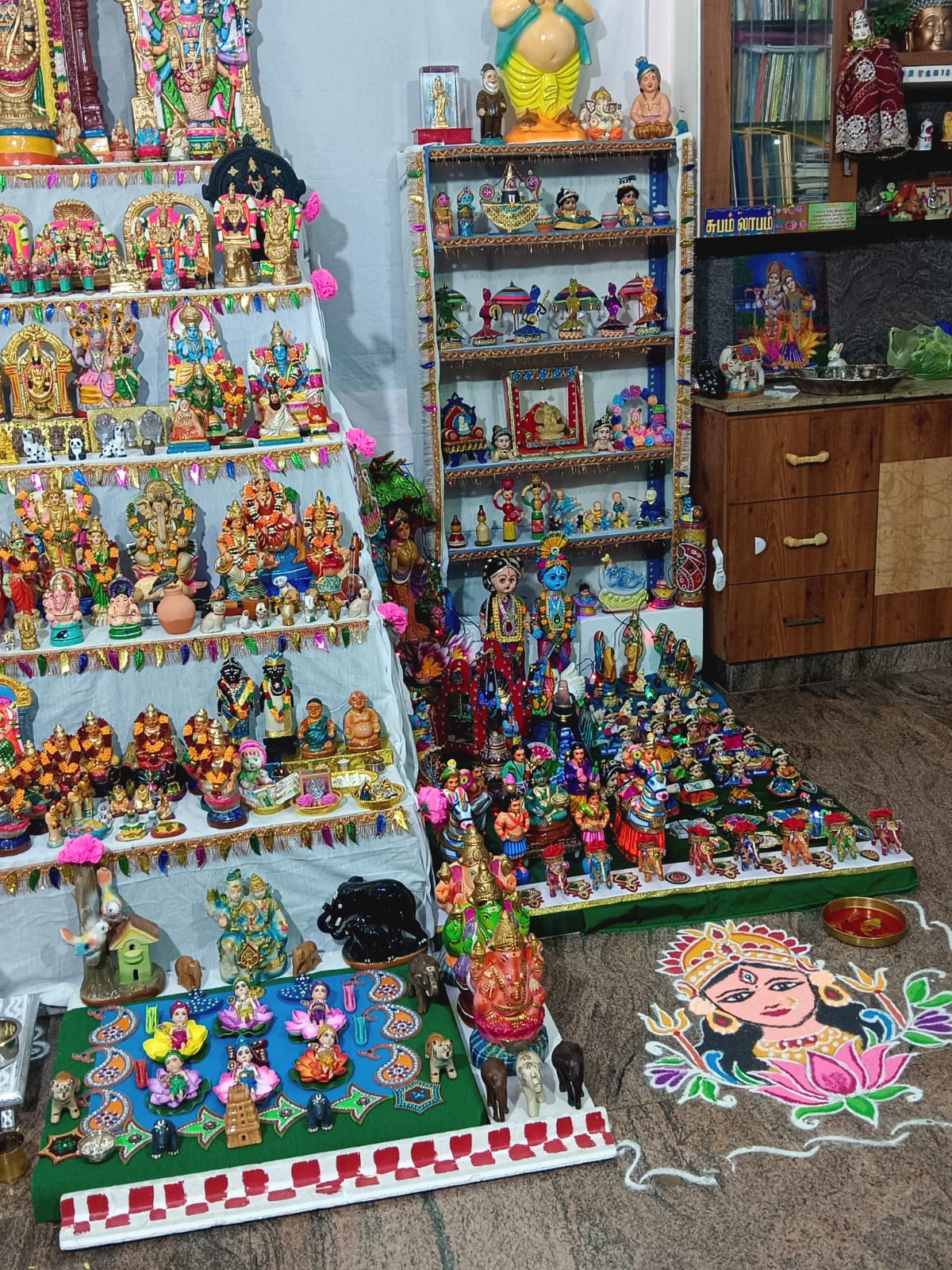 மஞ்சுளா கொலு, திருச்சி