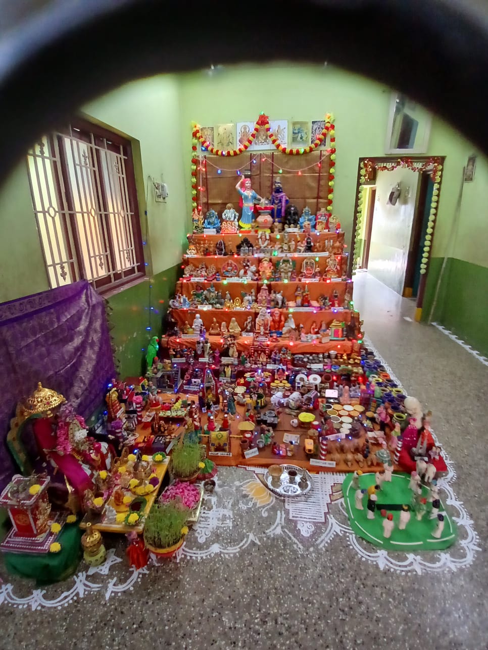 BHUVANESWARI MURALI கொலு, திருப்பூர் மாவட்டம்