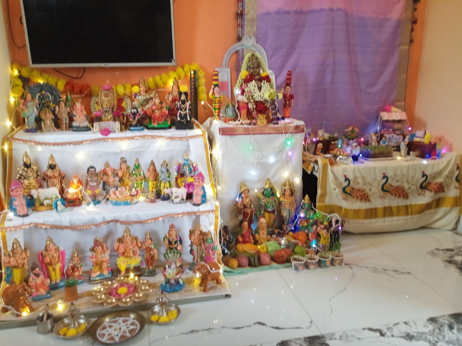 Meenambal illam
Buvana name இல்லத்துக் கொலு, Madurai - படம் 3