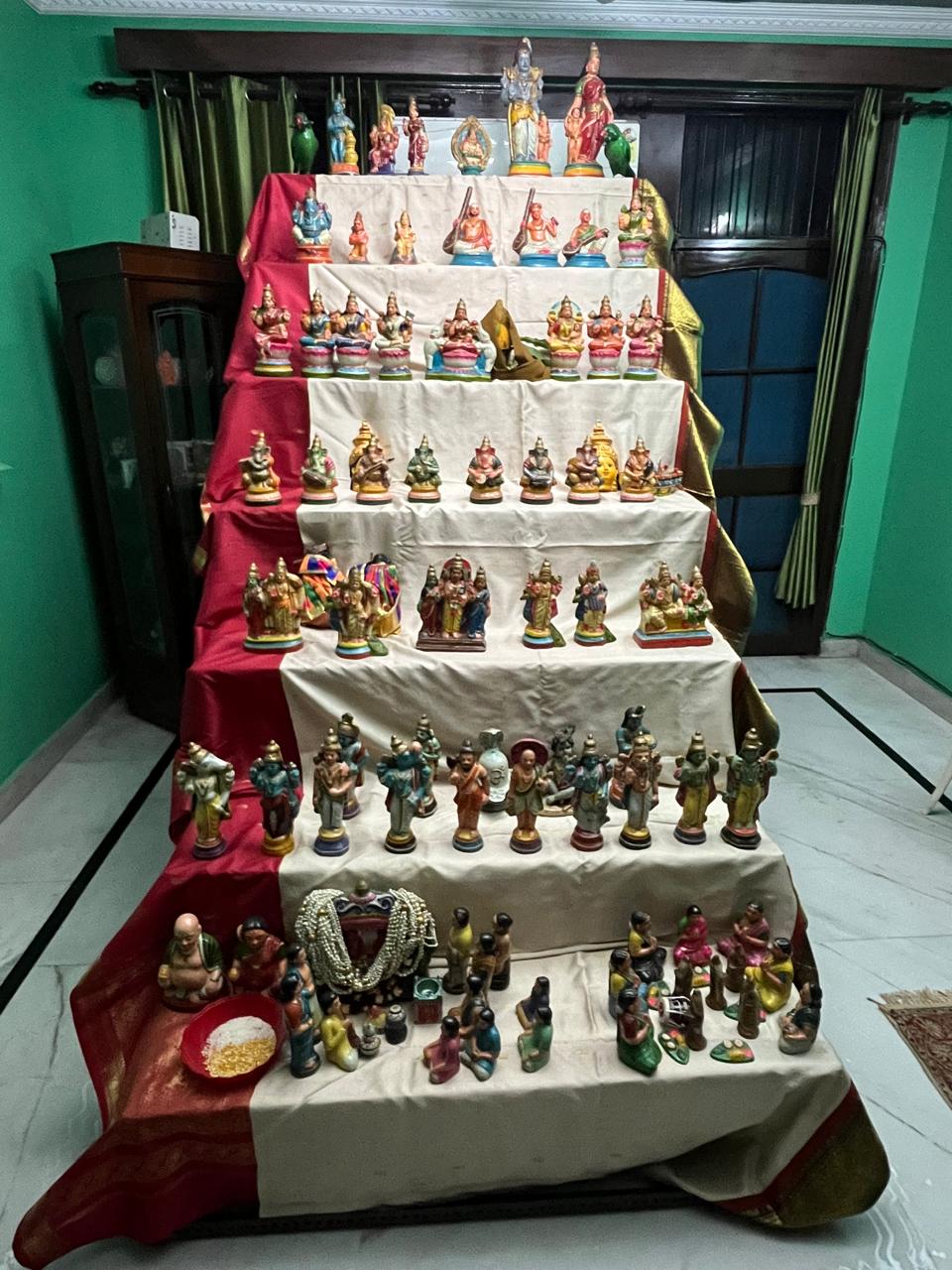 Geetha Venkatesh கொலு, மற்றவை