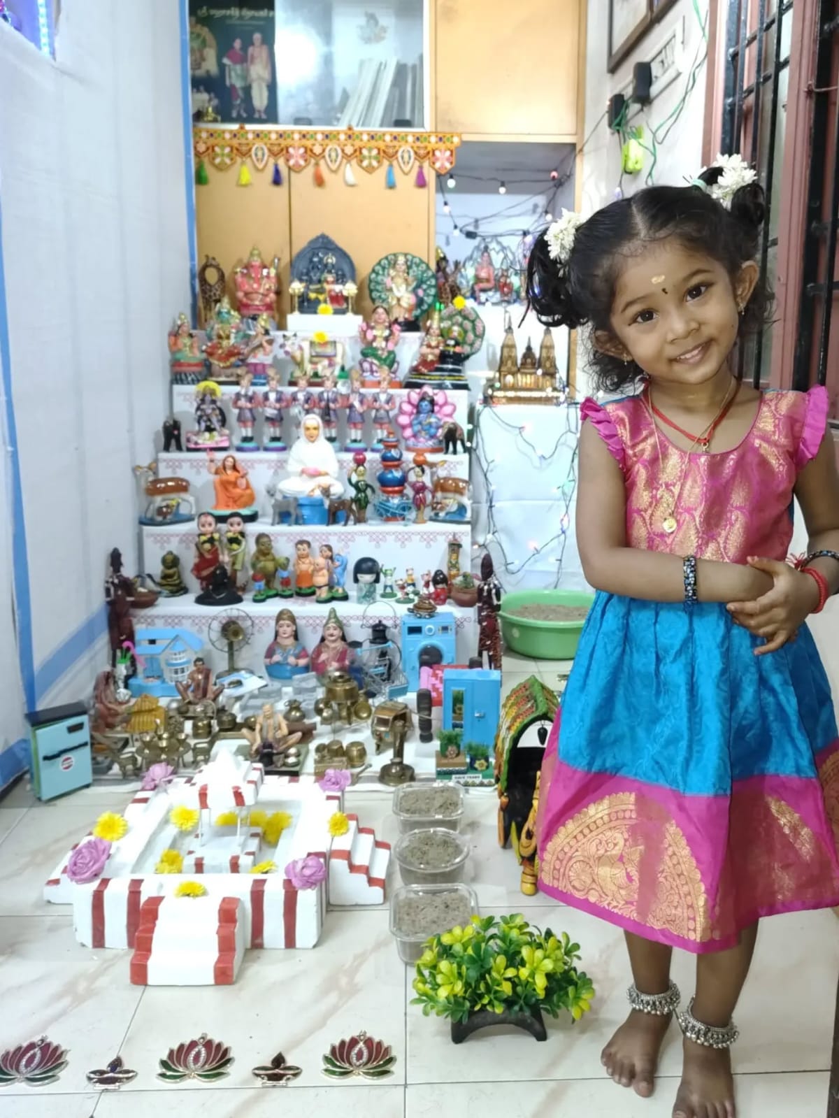 Nagamman Illam,
10/962,veeramamunivar street, Mogappair east ,Chennai-37 இல்லத்துக் கொலு, Chennai - படம் 10