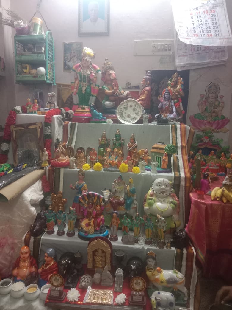 Rajagopalan from Nanganallur கொலு, Sengalpattu
