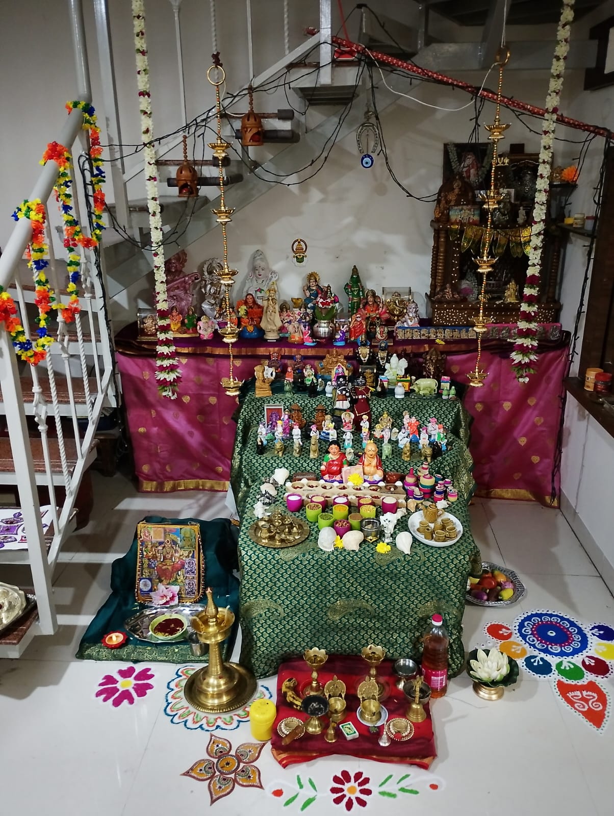 Meenakshi Iyer கொலு, சொந்த ஊர் மதுரை இருப்பது புனே