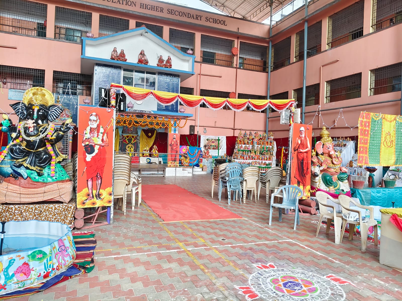 Sri sankara Mat.hr.sec schuool கொலு, Chennai