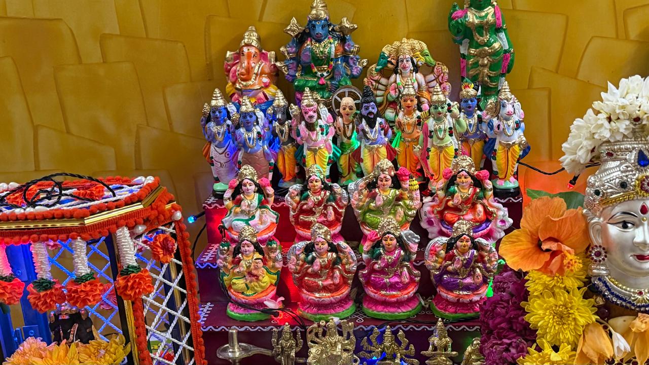 Maruthu Angaiyarkanni
Selvapathy illam ilanji,tenkasi district கொலு, Tenkasi
