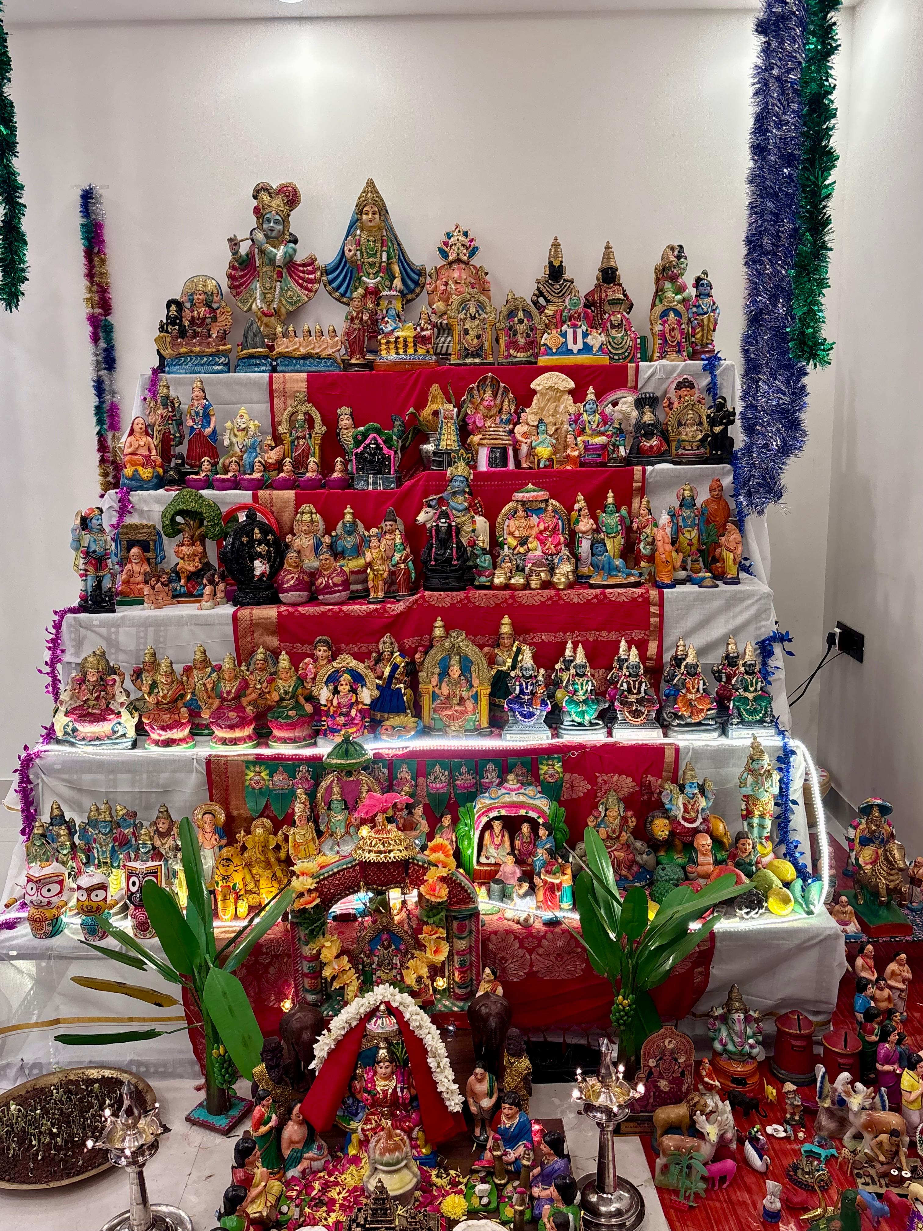 Dr Priya Dharshini கொலு, Chennai