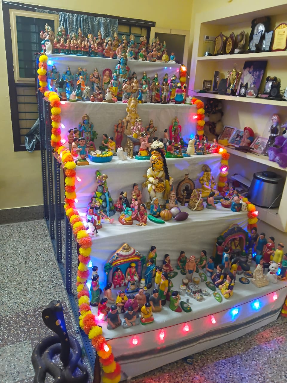 Sri Manimala Music கொலு, Madurai